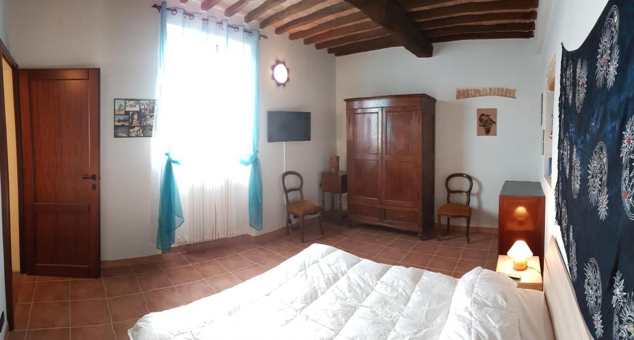 Da Simone Podere Santi Lucia E Pietro Siena Bagian luar foto
