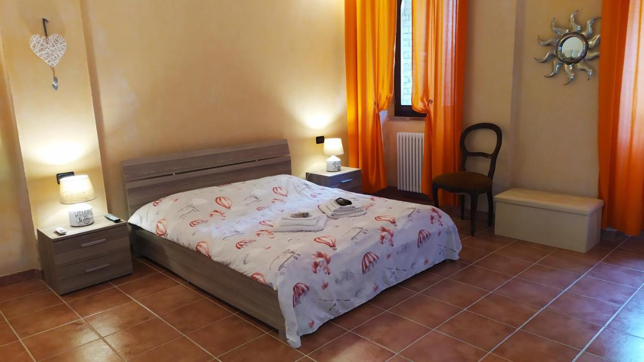 Da Simone Podere Santi Lucia E Pietro Siena Bagian luar foto